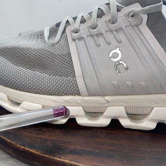 On Running Cloudswift 3 Shoes Sneakers Mens 9.5 US Alloy Glacier Cloud Running main image 7